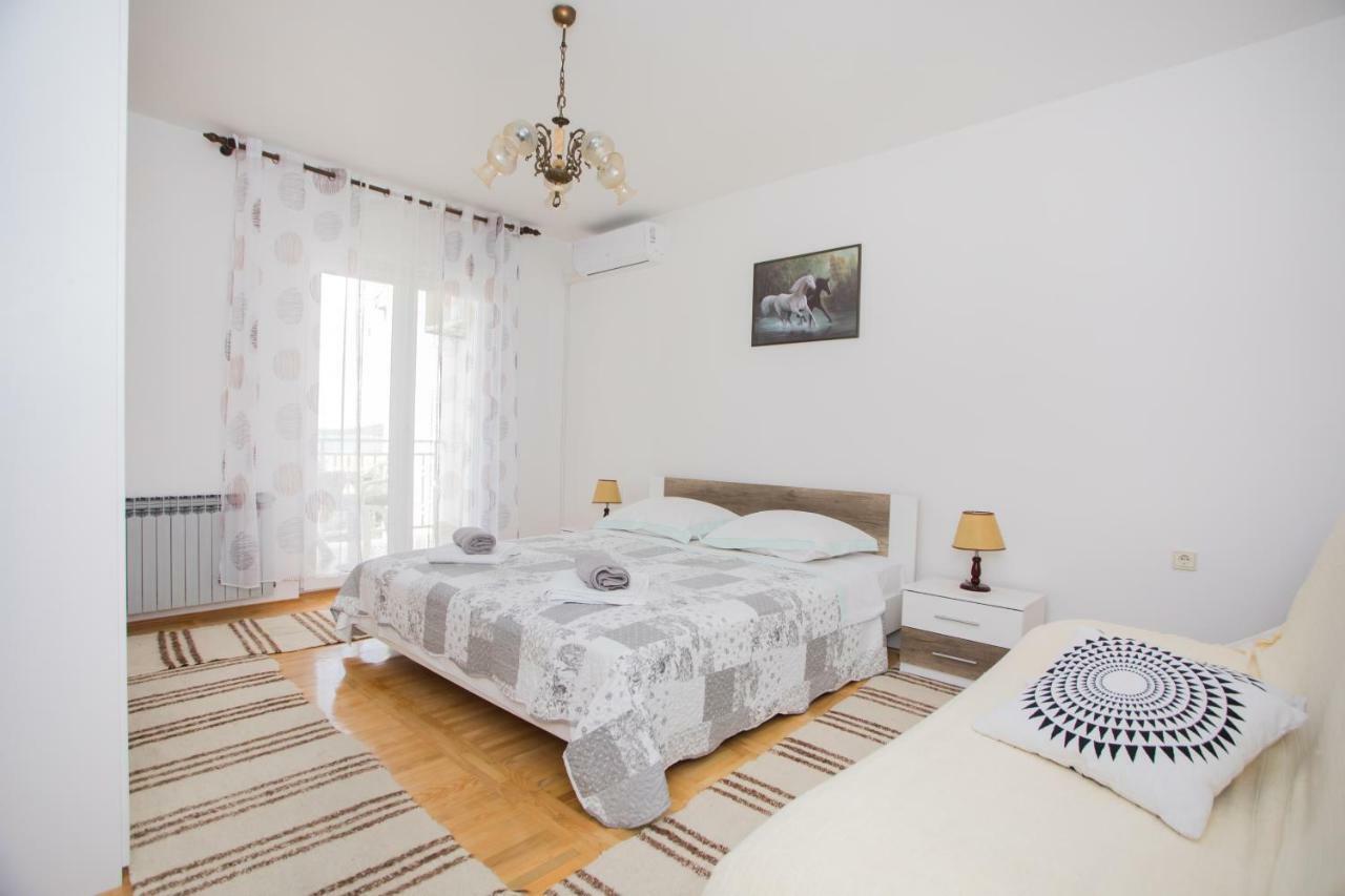 Apartmani Branko Lemac Бродарика Екстериор снимка